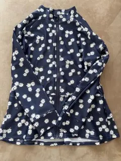 アプレレクール　ラッシュガード　130