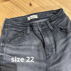 ヤヌーク　YANUK RUTH used gray グレー　22