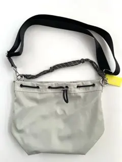 LEPSIM マルチWAYチャーム付きバッグ（ライトグレー）