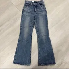 MOUSSY フレアデニムパンツ　mvs 24