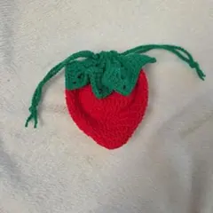 手編み　いちご巾着　赤