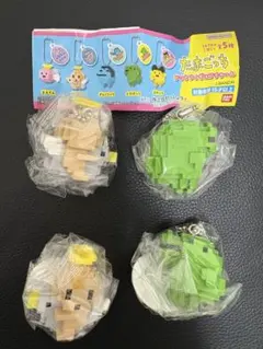 たまごっち ガチャガチャ ドットフィギュアチャーム　４個セット