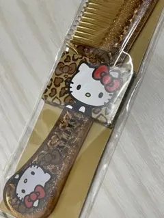 お値下げしました♡ハローキティ♡ヒョウ柄コームのサムネイル