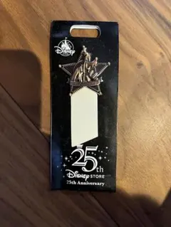 ディズニーストア　25周年　ピンバッジ　グーフィー