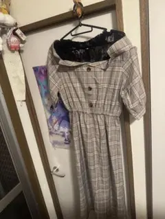 チェック柄オフショルダー半袖ワンピース