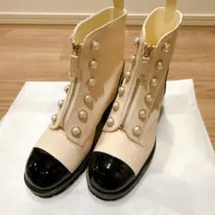 新品 シャネル ショートブーツ レディース CHANELのサムネイル
