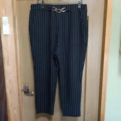 新品、未使用　ストライプスラックス ウエストバックル付き　4L〜5L