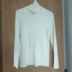 GU　 オフホワイト　 リブ編み　長袖ハイネックニット　XLサイズ