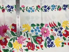 【海外デッドストック】花柄145×100cm 蚤の市ヴィンテージ生地（シミあり）