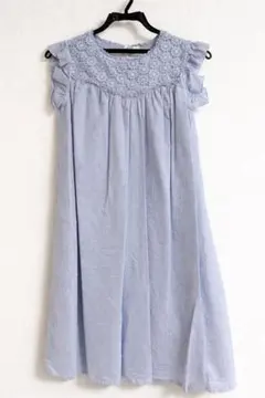 値下げ交渉可⭐︎140cm⭐︎花柄⭐︎水色ワンピース