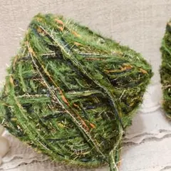 クリスマス限定^_^ファンシーヤーン素材糸毛糸【約2~3メートル × 3点】