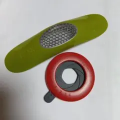 JosephJoseph ガーリッククラッシャー　パスタメジャー　セットのサムネイル