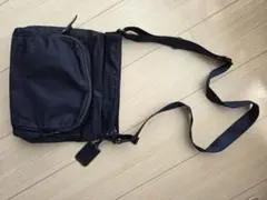 TUMI　ショルダーバッグのサムネイル