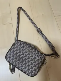 値下げ！！guess ショルダーバッグ