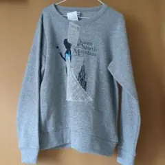 新品未使用品　エルサとアナ プリント トレーナー 150cm