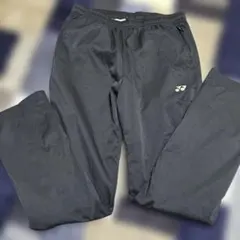 ヨネックス　ナイロンパンツ