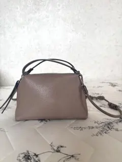 合わせやすい色GIANNI CHIARINI2way ショルダーバッグのサムネイル
