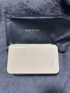 イヴ・サンローラン・ボーテ　メイクポーチ