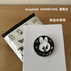 Stray Kids EXHIBITION 展覧会 ピンバッジ　　リノ