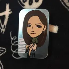 藤井萩花  ナオミ タブレット缶