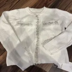ホワイトビジューニット