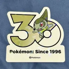 韓国限定】ポケモン 30周年記念 ロゴステッカー オーガポン(いしずえの