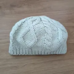 H&M ケーブル編み ニットベレー帽 アイボリー