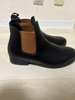 黒レザーサイドゴアブーツ