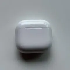 Apple純正 AirPods 第4世代 充電ケースのみ　ANC非搭載
