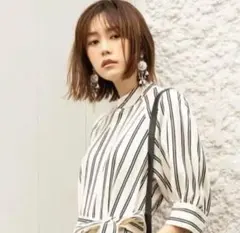 2023ss 美品 桐谷美玲 ラルフローレン ストライプドマルベリーシルクドレス 桐谷美玲 ラルフローレン ストライプ シルクドレス M - メルカリ
