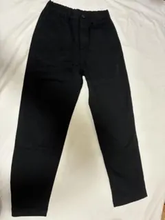 新品ユニクロパンツ 150センチ　黒