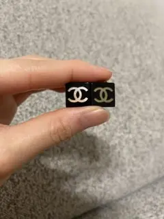 CHANEL ココマーク スクエア イヤリング ブラック ゴールドのサムネイル