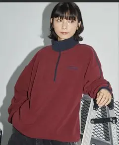 赤いフリースジャケット ジッパー付き