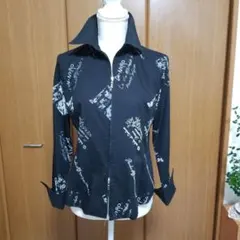 センソユニコ(Nero)長袖シャツ 黒 文字プリント