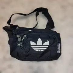 adidas ミニ　ウエストポーチ　バッグ 黒