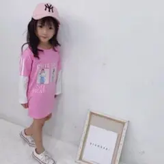 【新品未使用】フォトデザインロング丈トップス 90サイズ