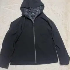 極美品　ユニクロ メンズ ブロックテックパーカー ブラック　Lサイズ