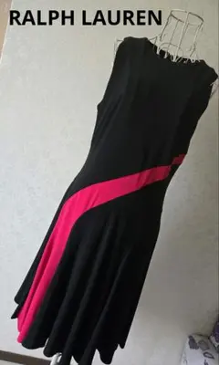 美品　ラルフローレン　黒とマゼンタのノースリーブフレアワンピース