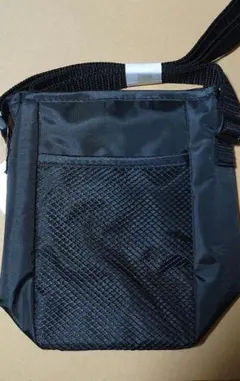 ダイソー モバイルショルダー メッシュバッグ ペットボトルホルダー