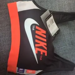 NIKE スポーツブラ XS ブラック/オレンジ