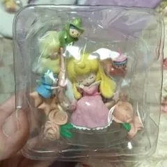 フィギュア