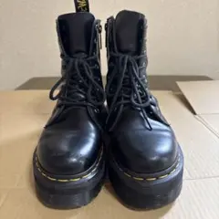 Dr.Martens 厚底 JADON 8ホールブーツ