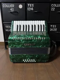 YAMAHA アコーディオン B-32B 品薄人気ブラックマーブル - メルカリ