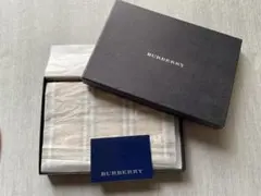 【お買得品】バーバリー　Burberry ブックカバーのサムネイル