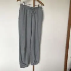 GU グレー 暖かいジョガーパンツ