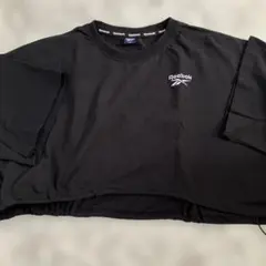 Reebok ・クロップド Tシャツ ・160㎝のサムネイル