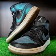 【超美品】★NIKE AIRJORDAN1 MID "イリディセント"