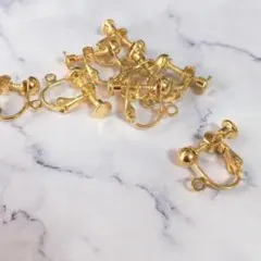 丸玉カン付きネジ式イヤリング（20個）