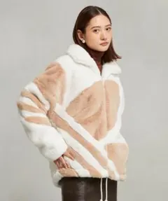 adidasフリースジャケット ホワイト/ベージュ