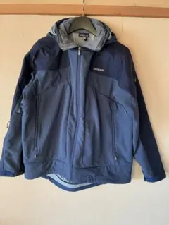 patagonia グレー アウターウェア
